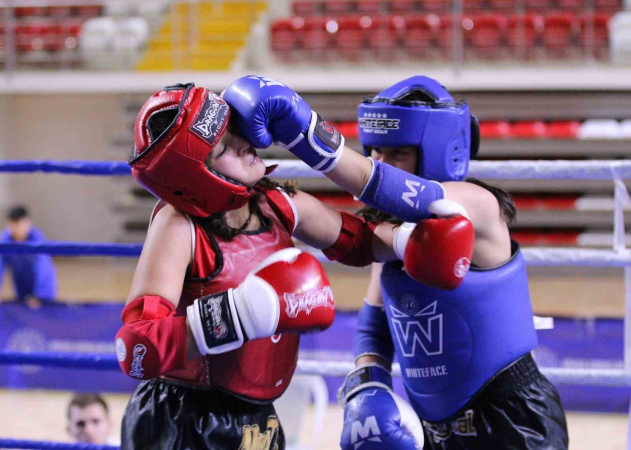 Muay Thai Yıldızlar Türkiye Birinciliği, Sivas’ta başladı