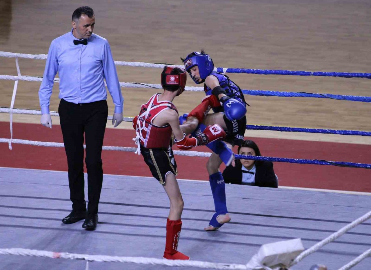 Muay Thai Yıldızlar Türkiye Birinciliği, Sivas’ta başladı