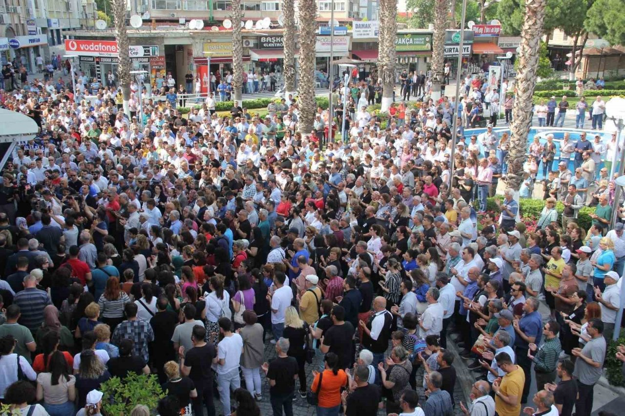 Söke Belediye Başkanı Tuncel gözyaşları ve dualarla son yolculuğuna uğurlandı