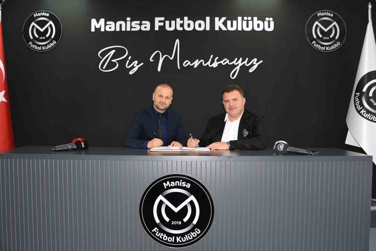 Manisa FK’da, Osman Zeki Korkmaz imzayı attı
