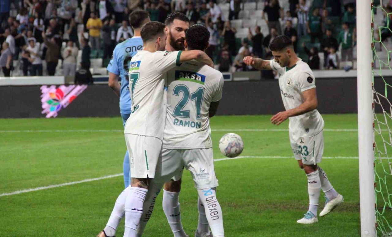 Spor Toto Süper Lig: Giresunspor: 2 - FTA Antalyaspor: 0 (Maç sonucu)