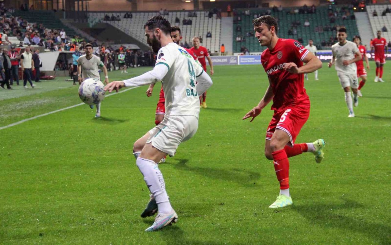 Spor Toto Süper Lig: Giresunspor: 2 - FTA Antalyaspor: 0 (Maç sonucu)