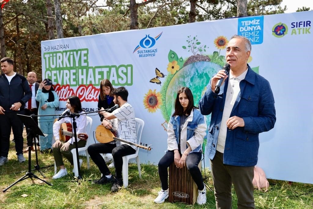 Sultangazi, Çevre Haftasını ‘Temiz Dünya, Temiz Deniz’ sloganıyla kutladı