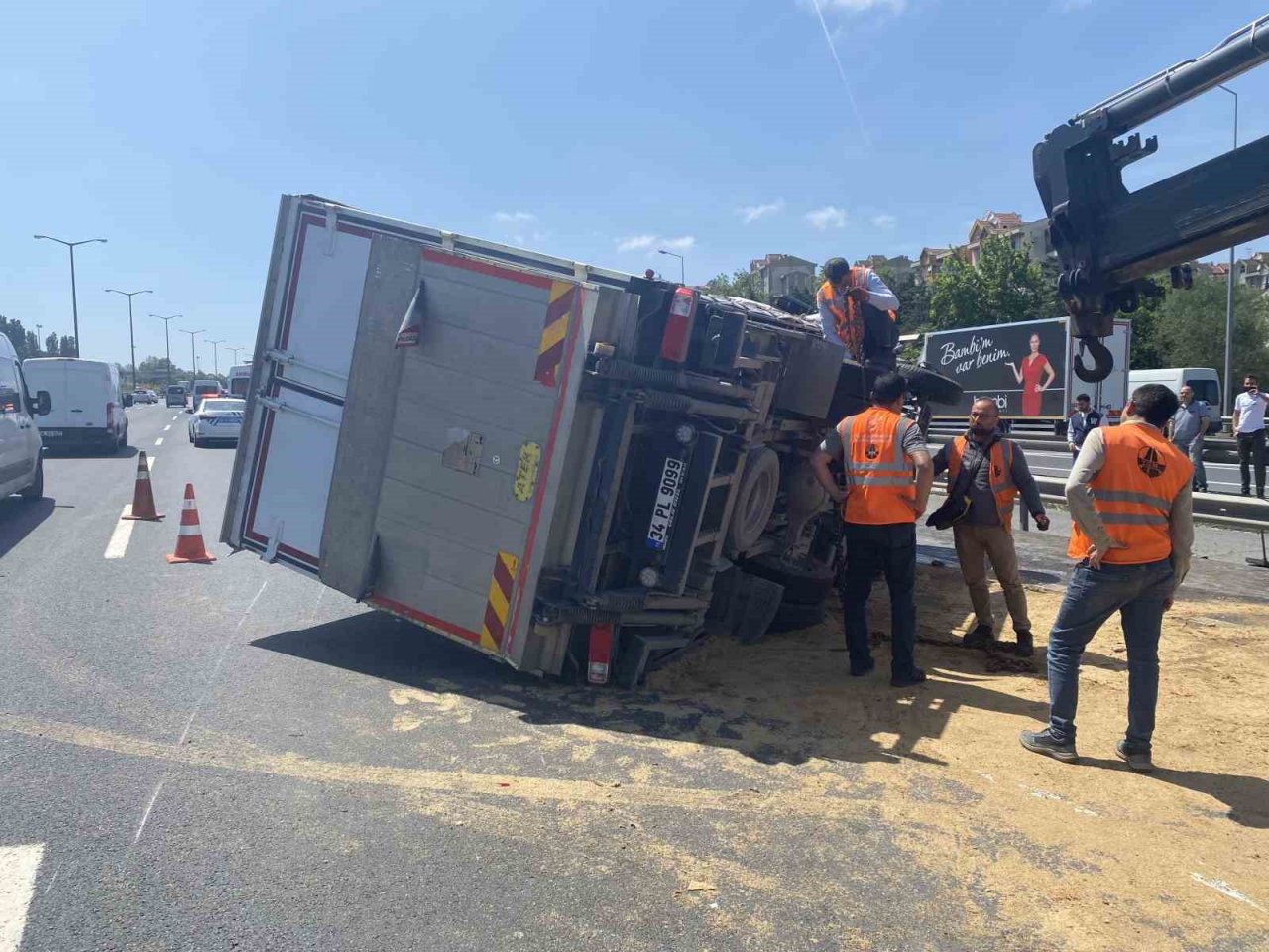 TEM’de trafiği kilitleyen kaza: 1 yaralı