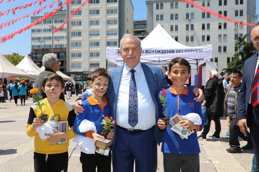 Çevre Haftası kutlamasında “ateş ocağı” ilgi odağı oldu