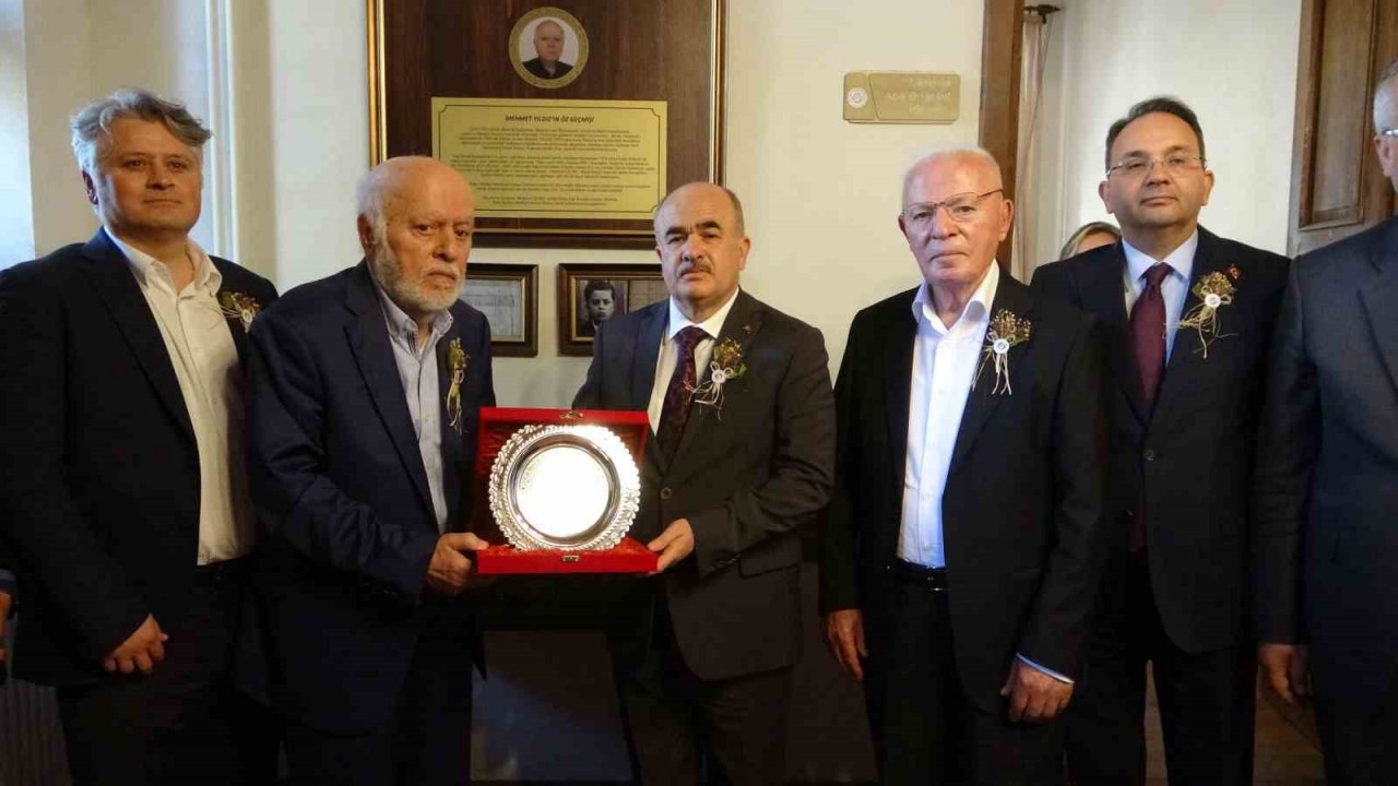 133 yıllık konak halk eğitim merkezi oldu