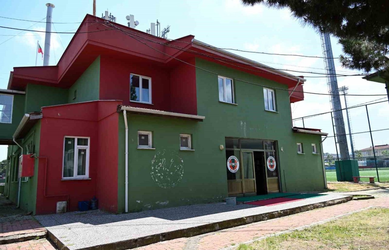 Tutuk, “Yalovaspor’u hak ettiği konuma getirebilmek için çalışıyoruz”