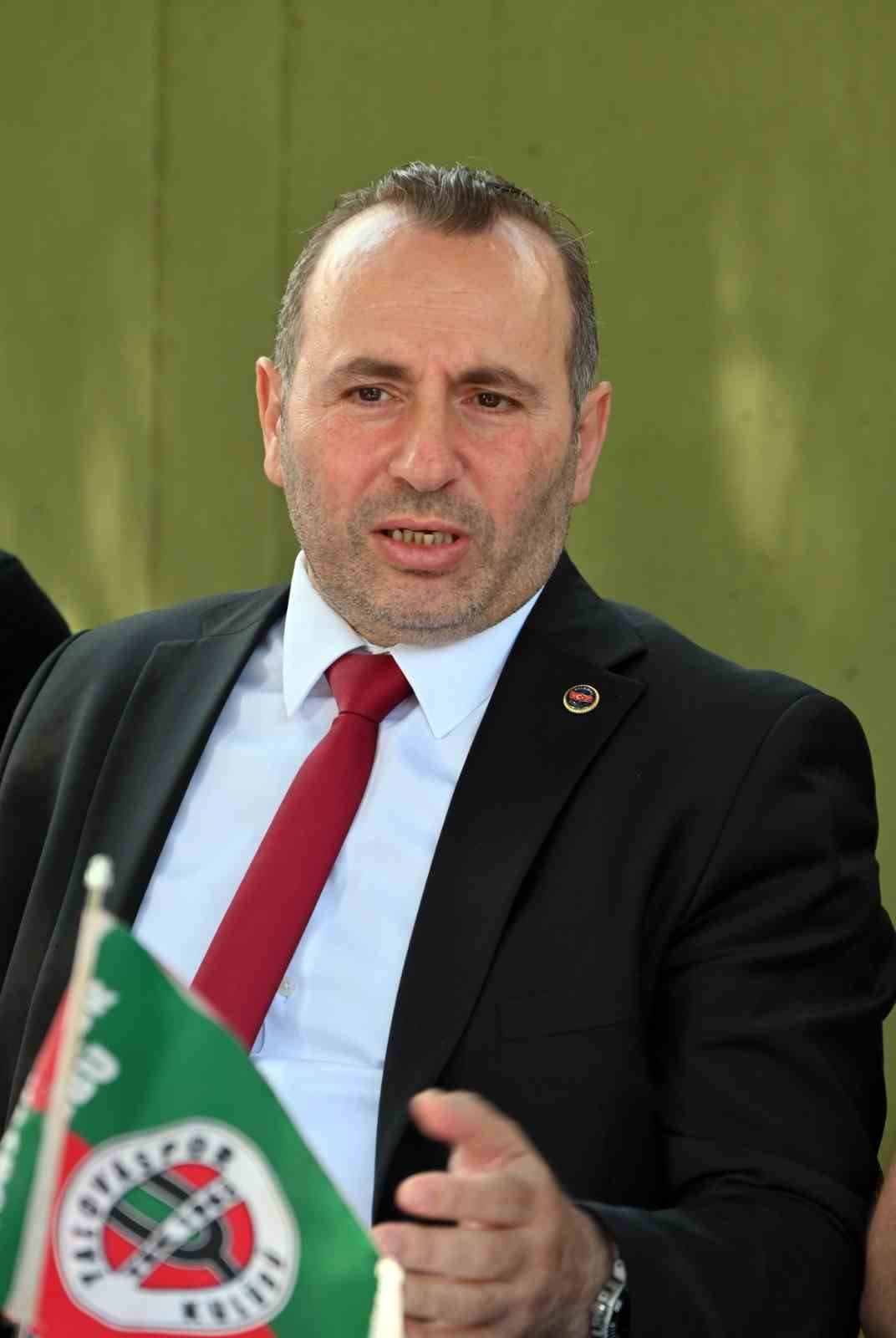 Tutuk, “Yalovaspor’u hak ettiği konuma getirebilmek için çalışıyoruz”