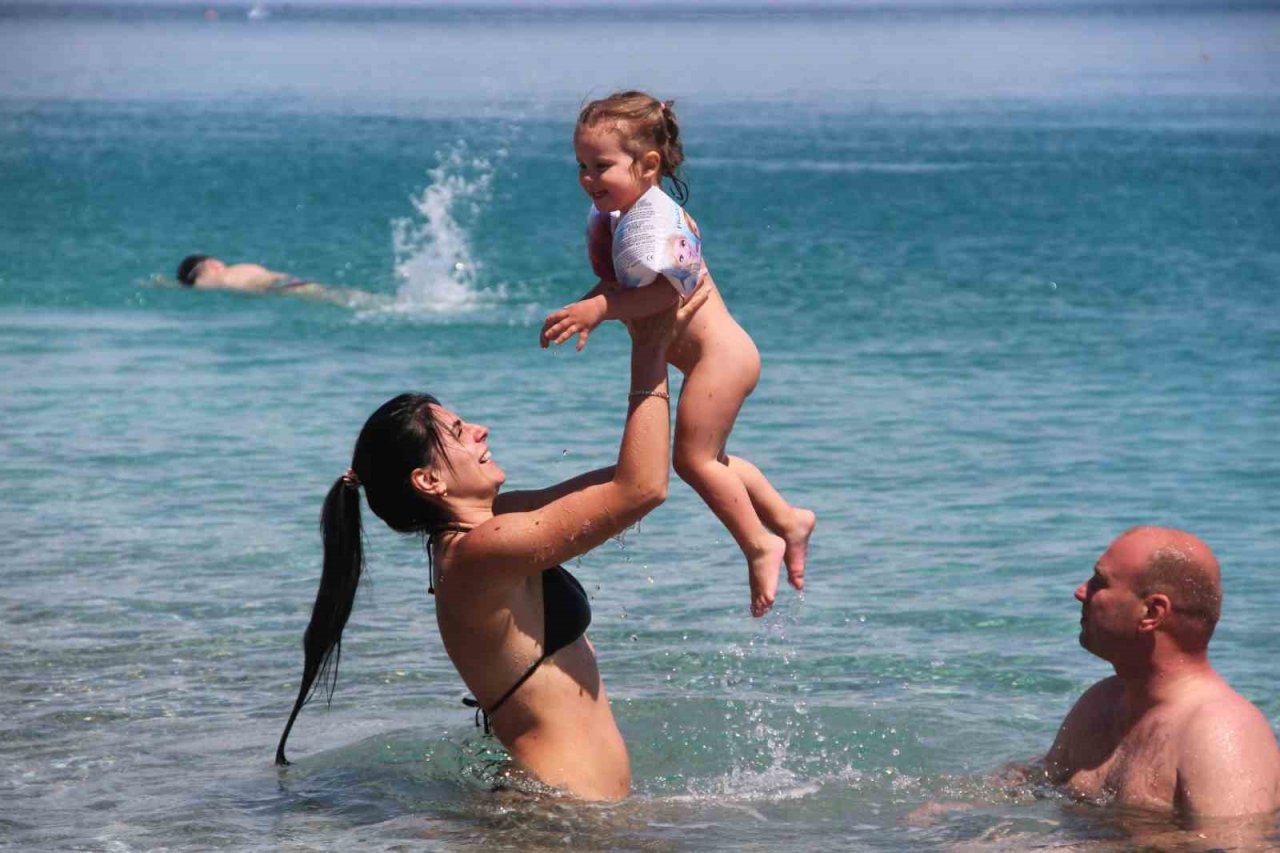 9 günlük bayram tatili turizm sektörünün yüzünü güldürdü