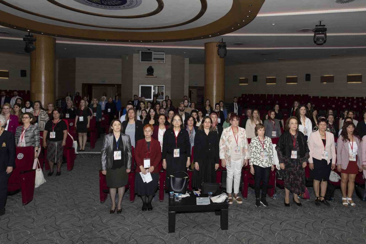 Uluslararası pediatri hemşireliği kongresi sona erdi