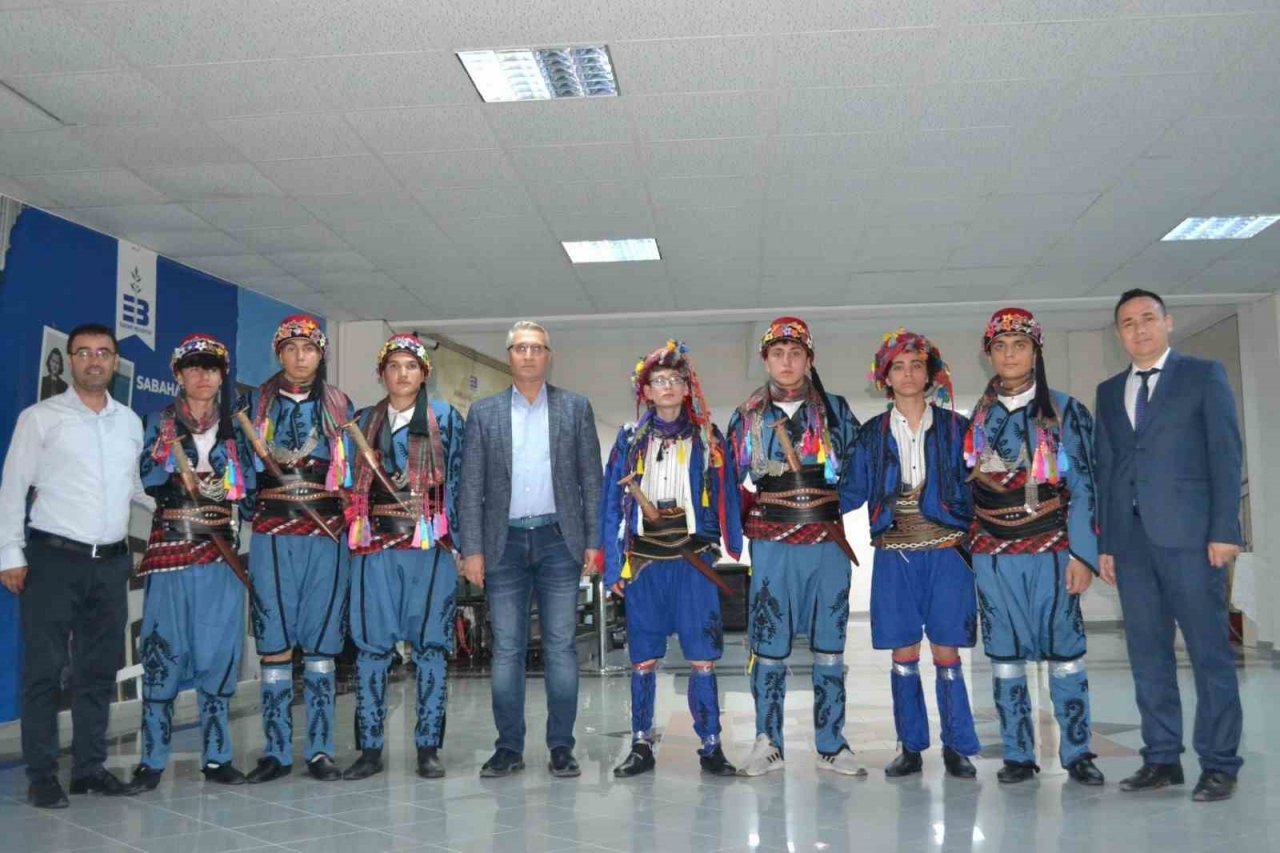 Edremit’te Halk Eğitimi Merkezinden öğrenme şenliği