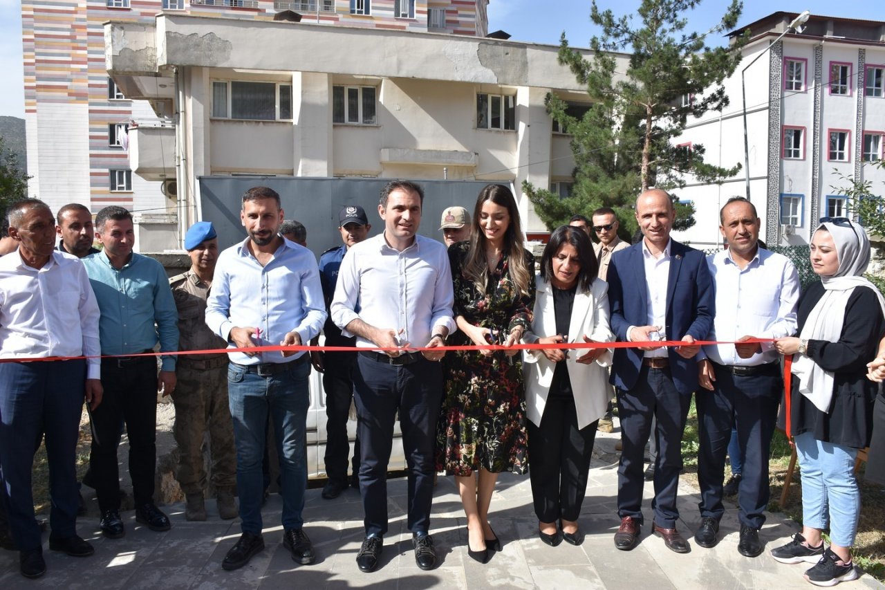 Sason’da Halk Eğitim Merkezi kursiyerleri çalışmalarını sergiledi