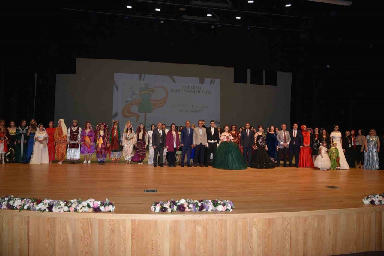 Halk eğitim kursiyerleri ‘Dünden Bugüne Zarafet’i defileyle anlattı