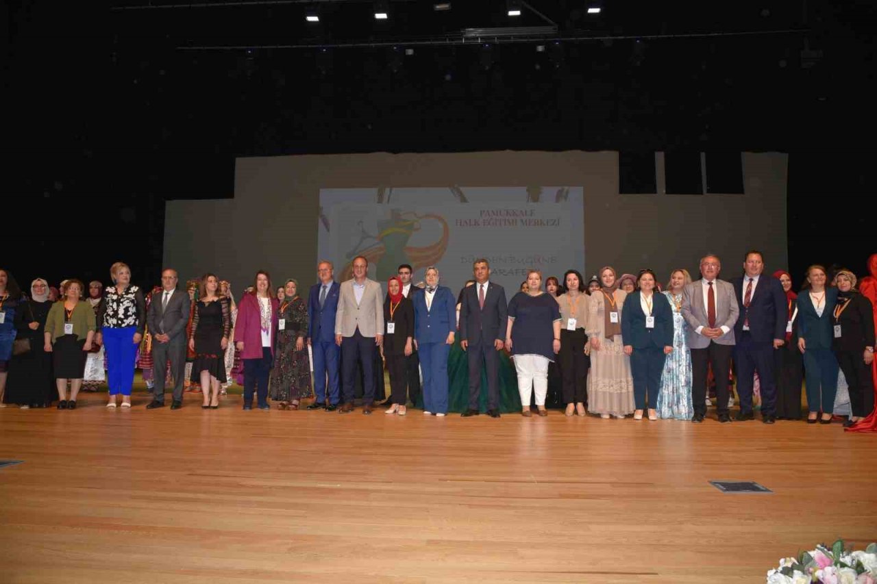 Halk eğitim kursiyerleri ‘Dünden Bugüne Zarafet’i defileyle anlattı