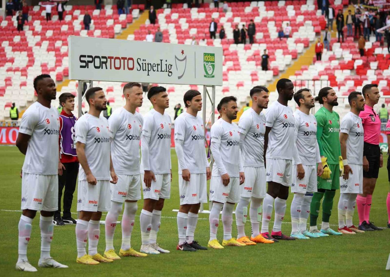 Sivasspor sezonu 41 puanla tamamladı