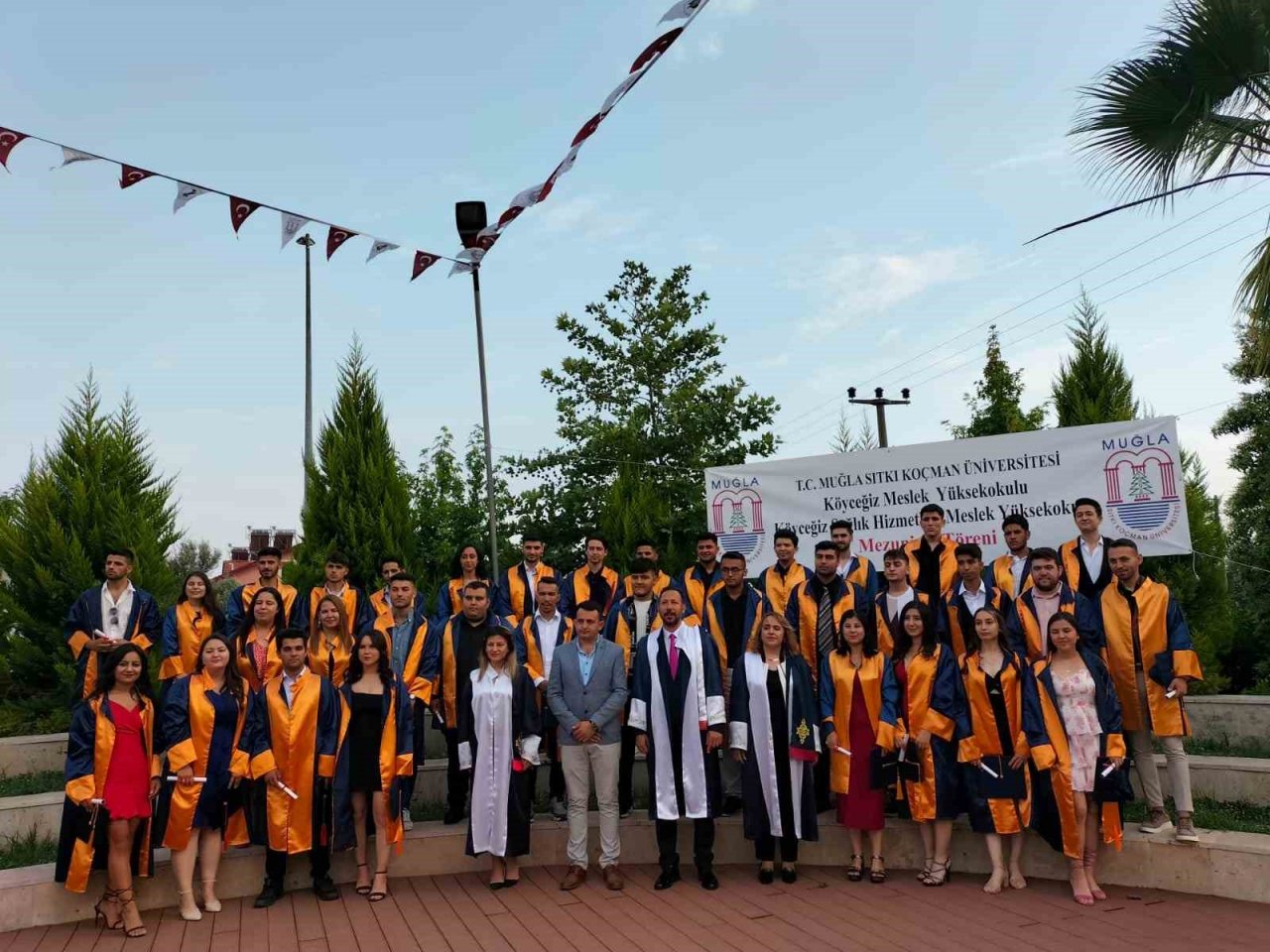 Köyceğiz Meslek Yüksekokulu’nun mezuniyet töreni yapıldı