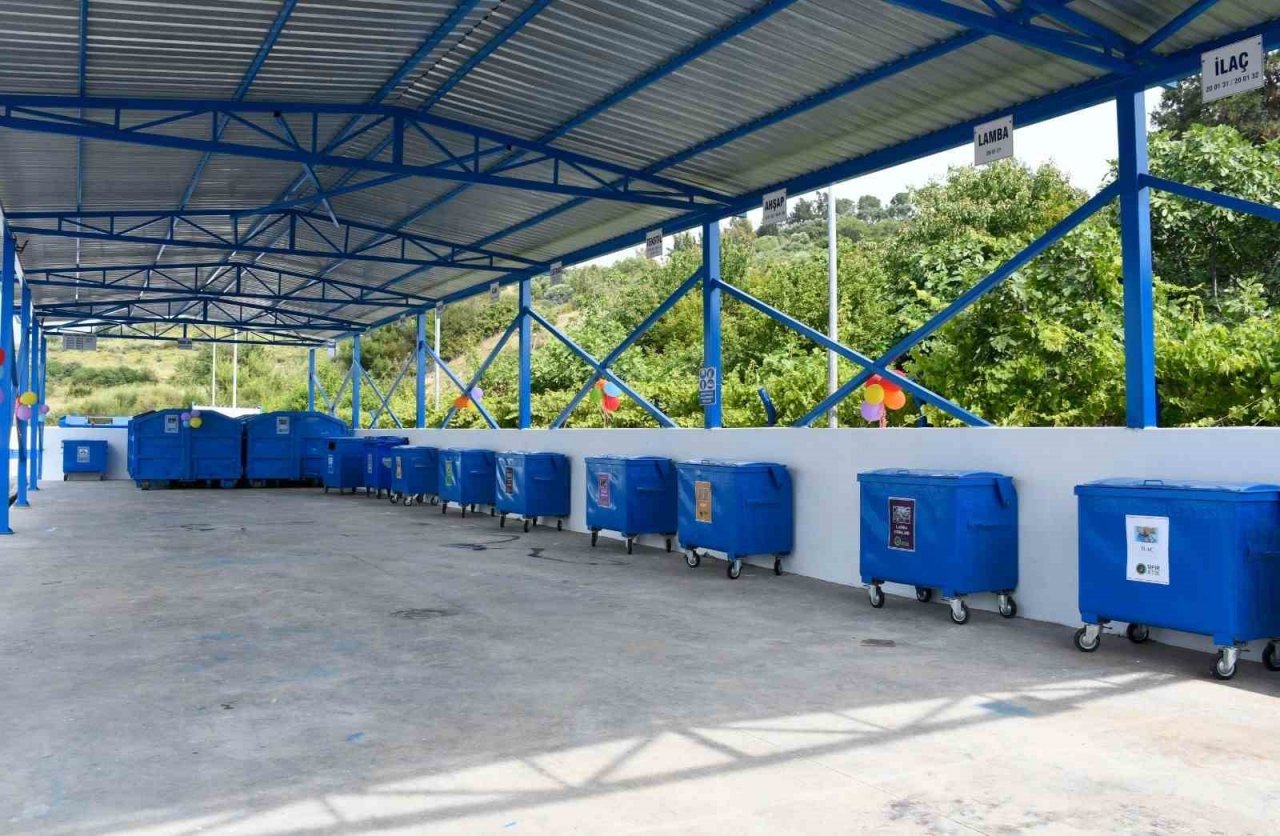 Kuşadası Davutlar Atık Getirme Merkezi hizmete açıldı