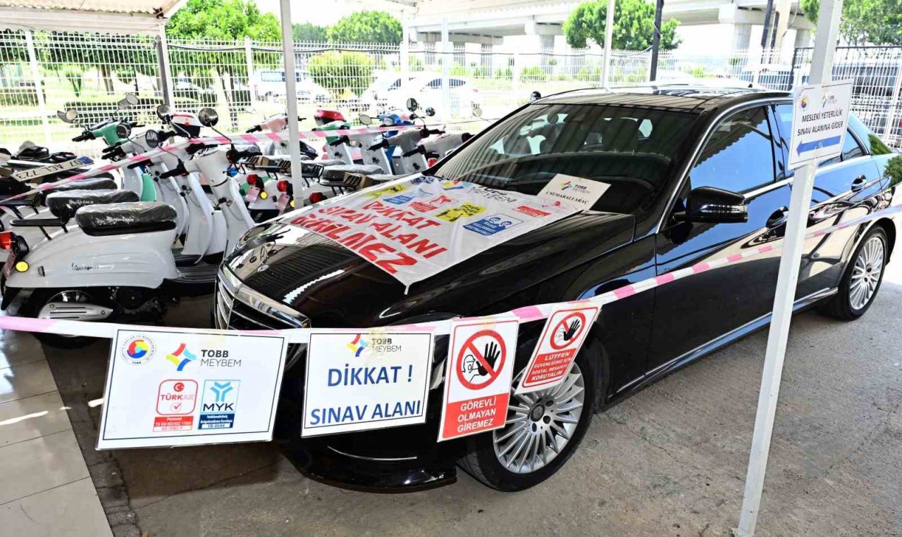 MATSO’da ikinci el motorlu kara taşıtları mesleki yeterlilik sınavı düzenlendi