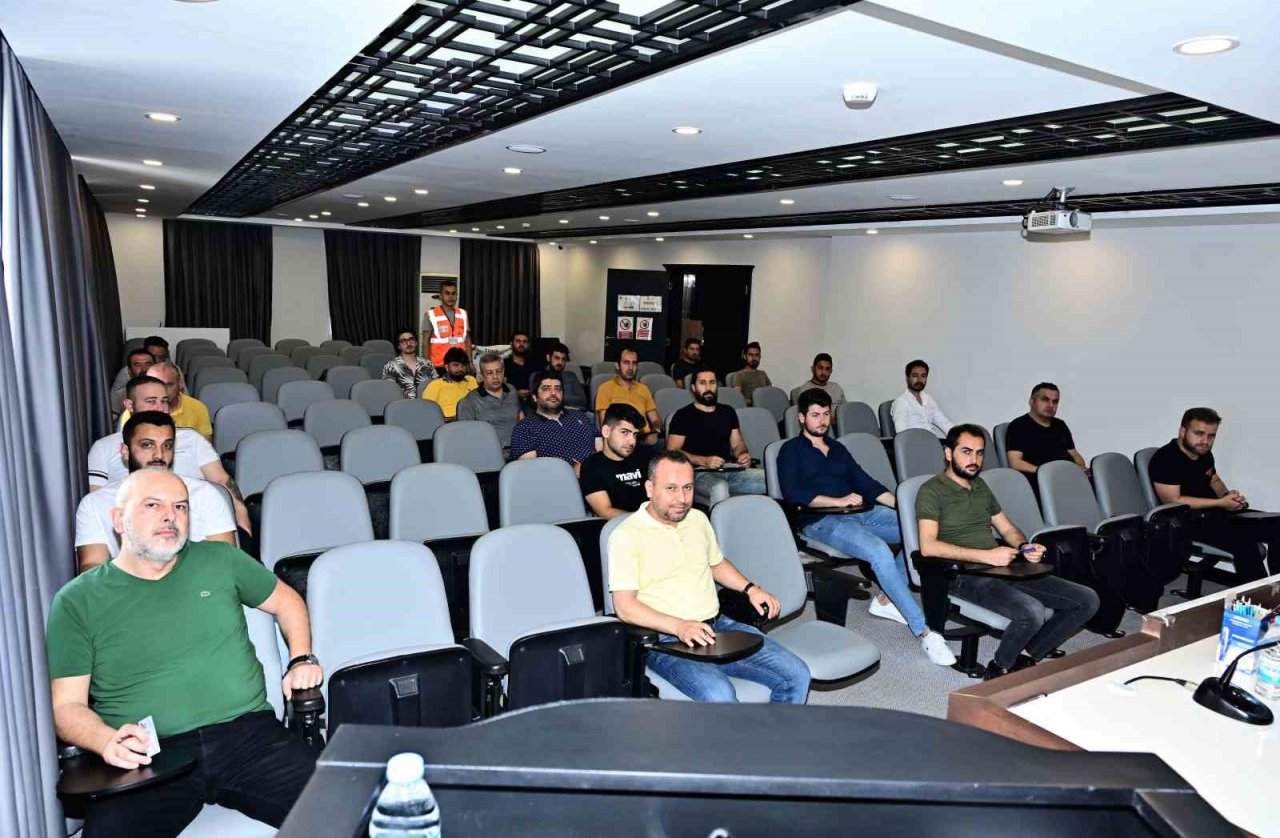 MATSO’da ikinci el motorlu kara taşıtları mesleki yeterlilik sınavı düzenlendi