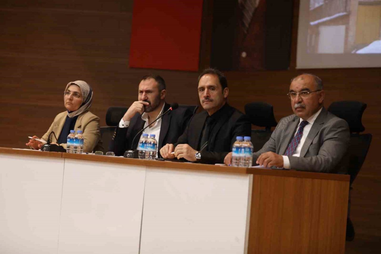 Melikgazi; 29 adet kentsel dönüşüm dairesi ve 1 adet villayı ihale ile sattı