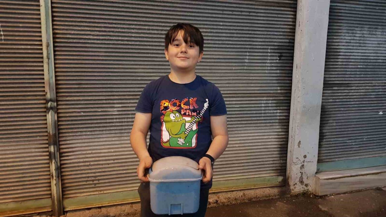 Samsun’da selden etkilenen balıklar ırmağa bırakıldı