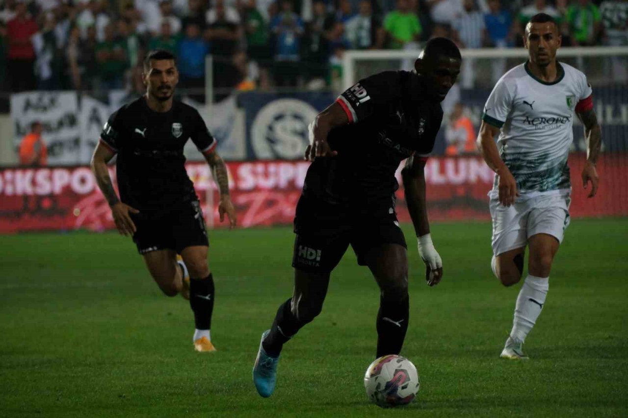 Spor Toto 1. Lig Play-off Finali: Pendikspor: 2 - Bodrumspor: 1 (Maç devam ediyor)