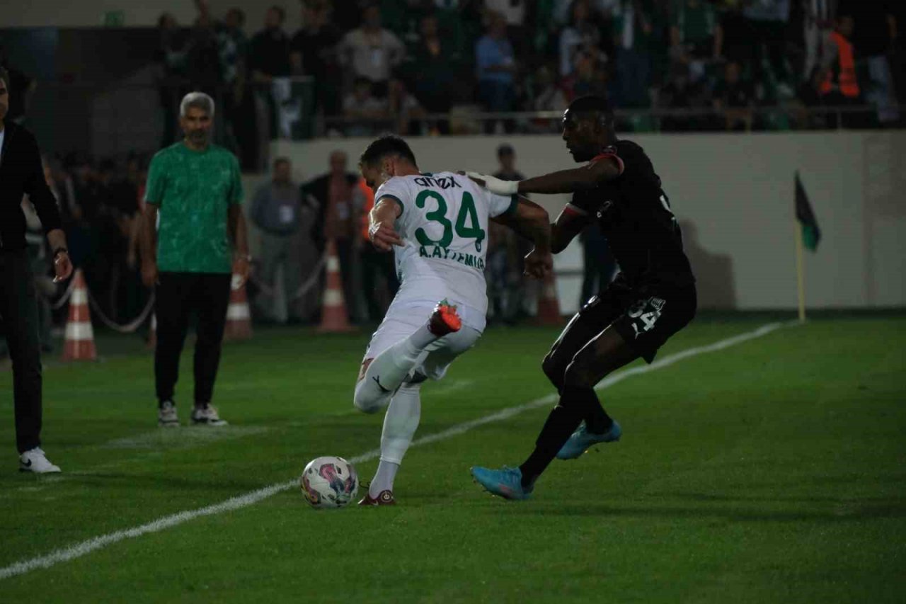 Spor Toto 1. Lig Play-off Finali: Pendikspor: 2 - Bodrumspor: 1 (Maç devam ediyor)