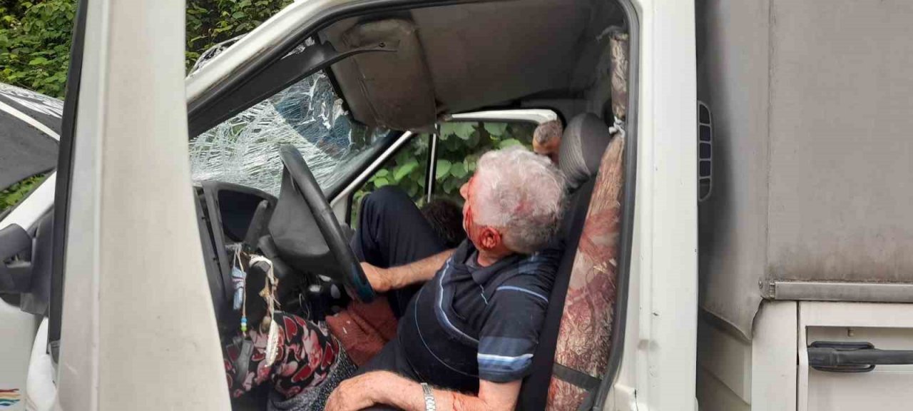 Trabzon’da araç köy yolundan karayoluna düştü: 3 yaralı