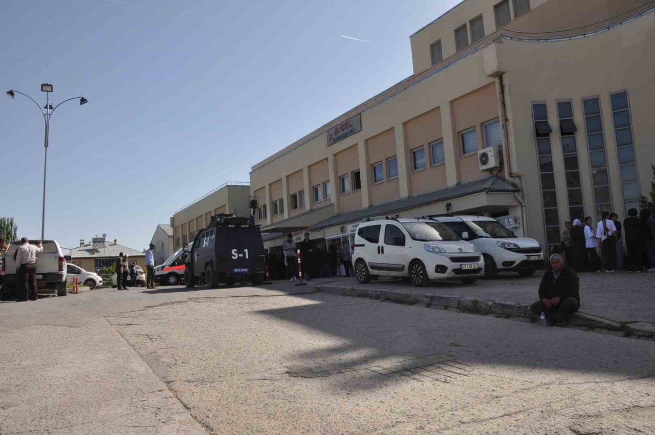 Muş’ta trafik kazası: 6’sı öğrenci 9 yaralı