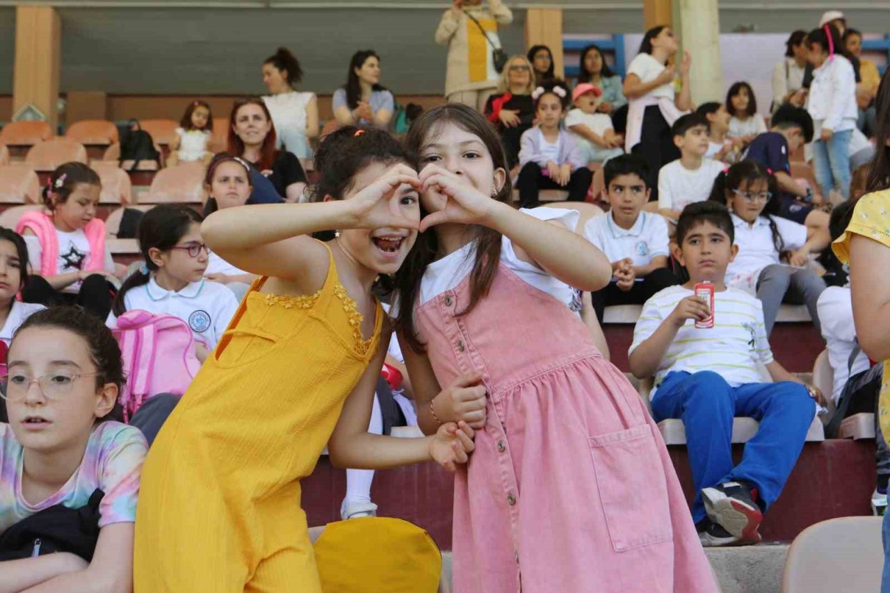 Yenimahalleli çocuklar Çevre Şenliği’nde buluştu