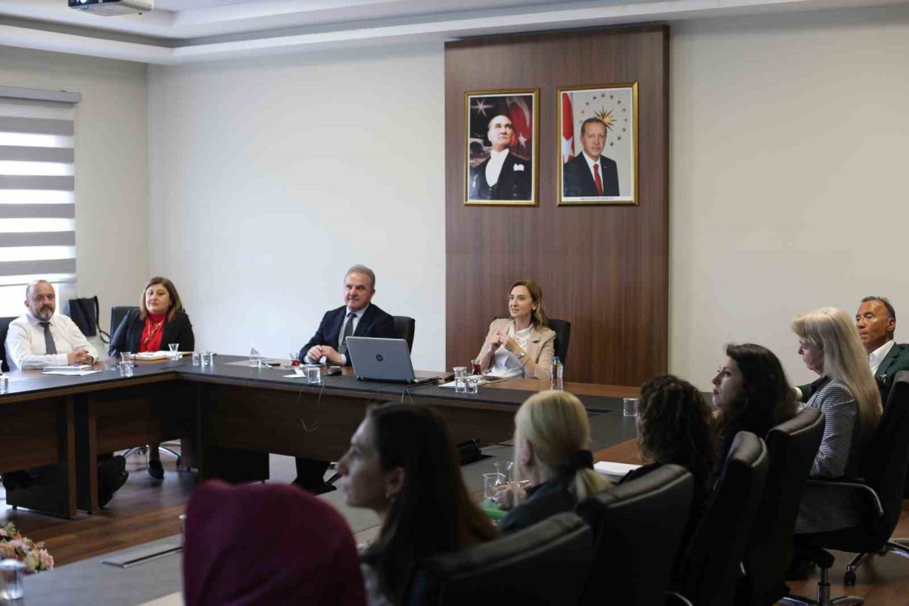 Yetkinlik esaslı esnek eğitim KOSTÜ’de hayata geçiyor