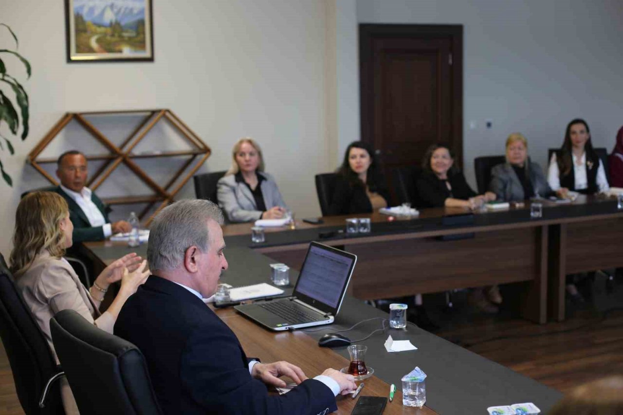 Yetkinlik esaslı esnek eğitim KOSTÜ’de hayata geçiyor
