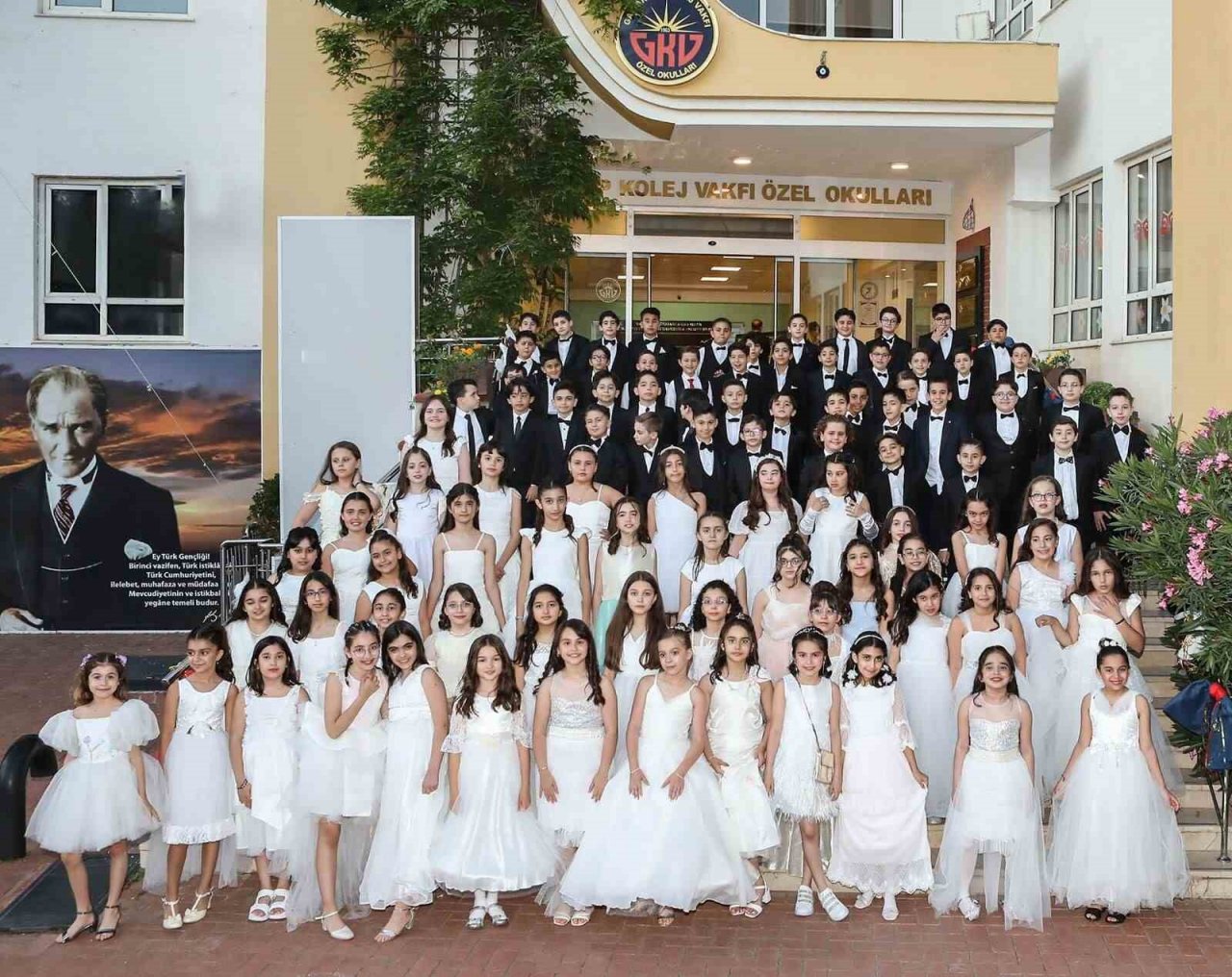 GKV İlkokulu’nda mezuniyet balosu