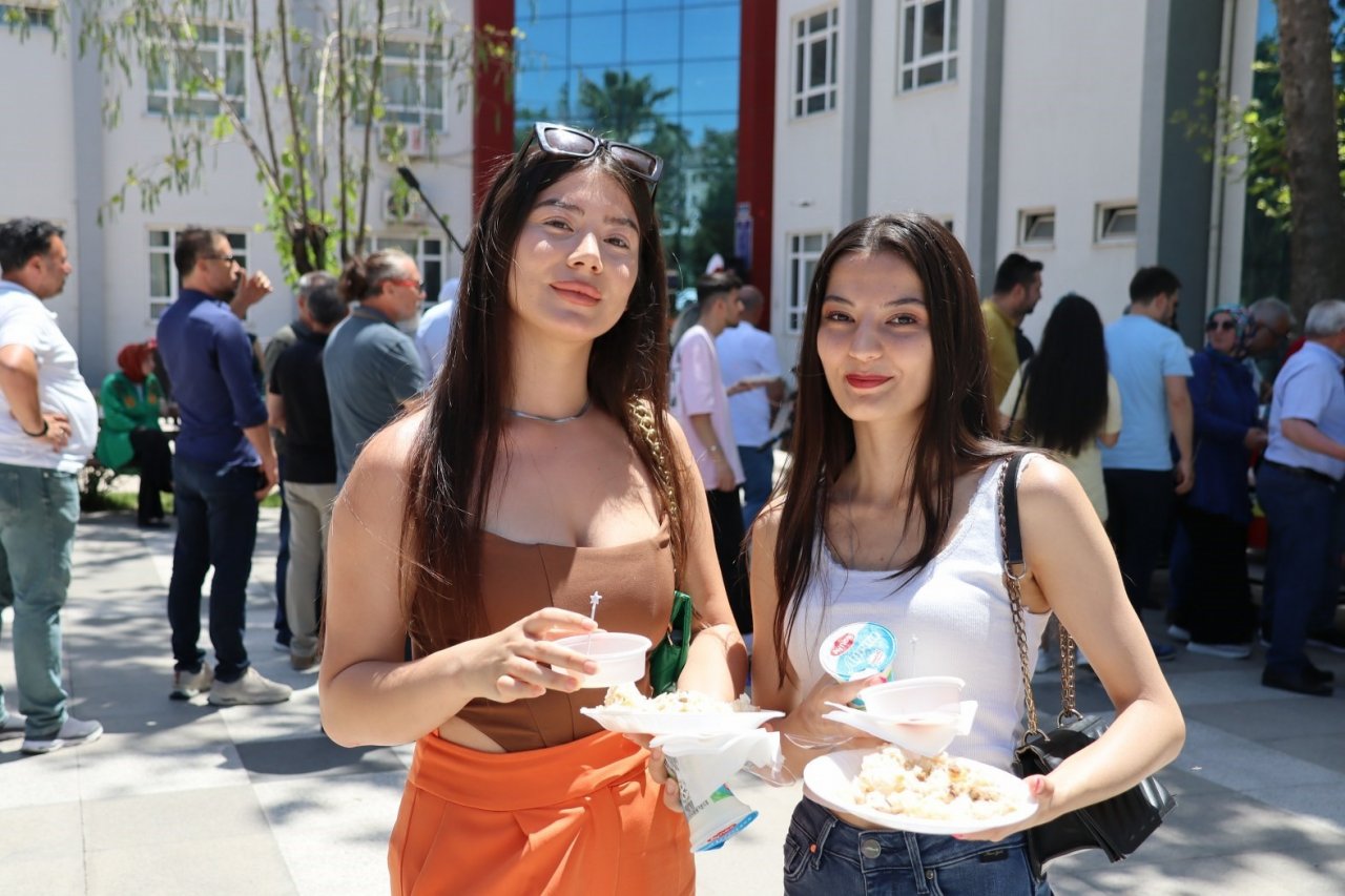 Sosyal Bilimler MYO’da “Geleneksel Pilav Günü” gerçekleştirildi