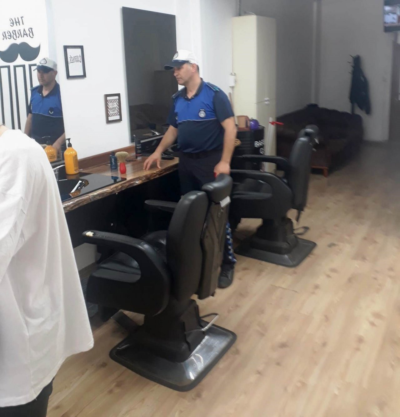 Altınova’da berberler denetlendi