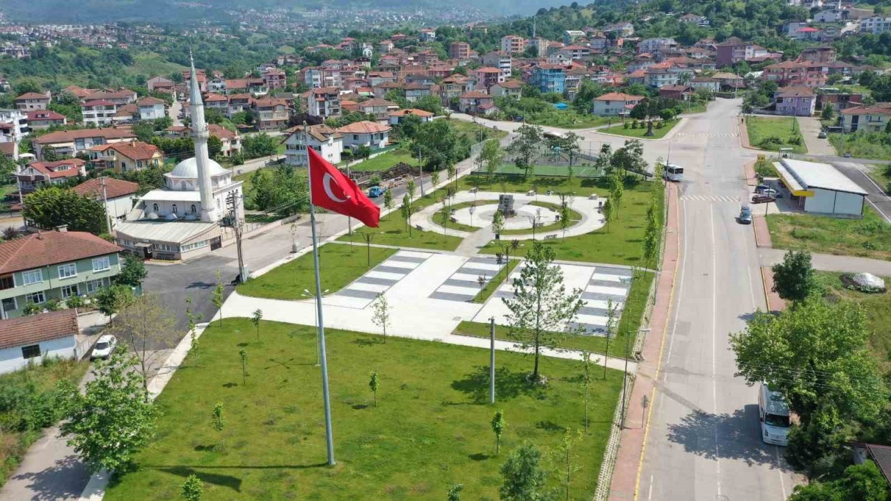 Başiskele’ye Atatürk Meydanı