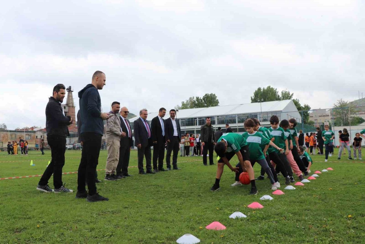 Bozüyük’te ilk kez fiziksel etkinlikler şenliği yapıldı