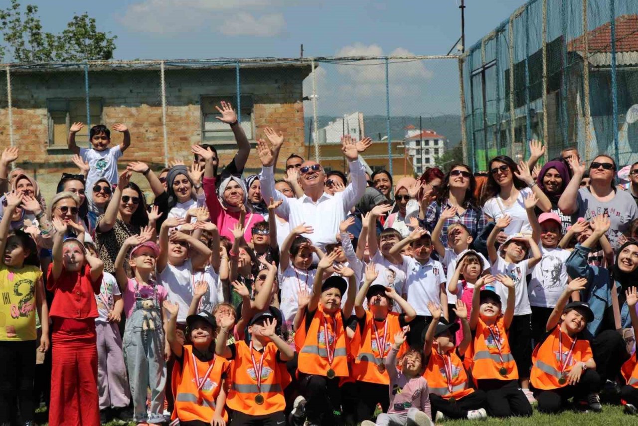 Bozüyük’te ilk kez fiziksel etkinlikler şenliği yapıldı
