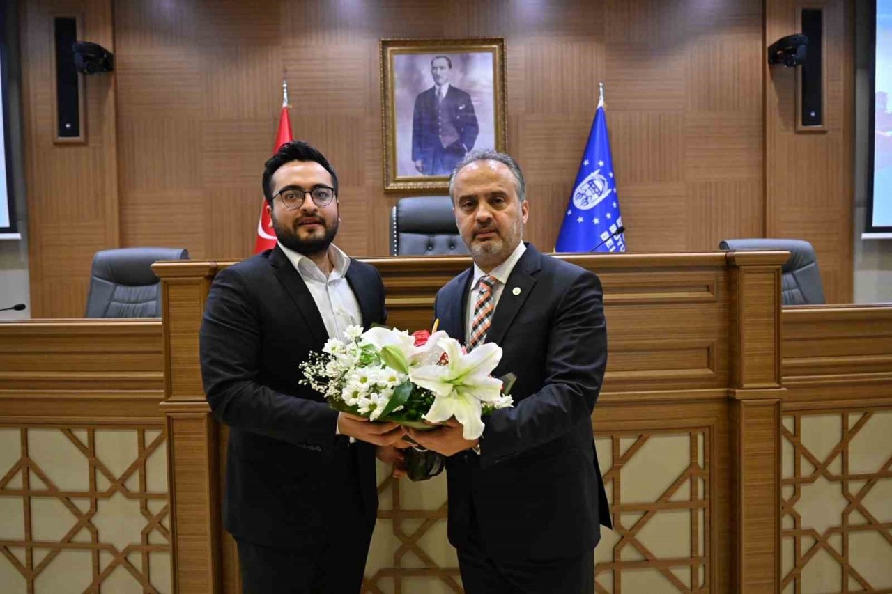 Yerel ve ulusal sorunlara genç bakış