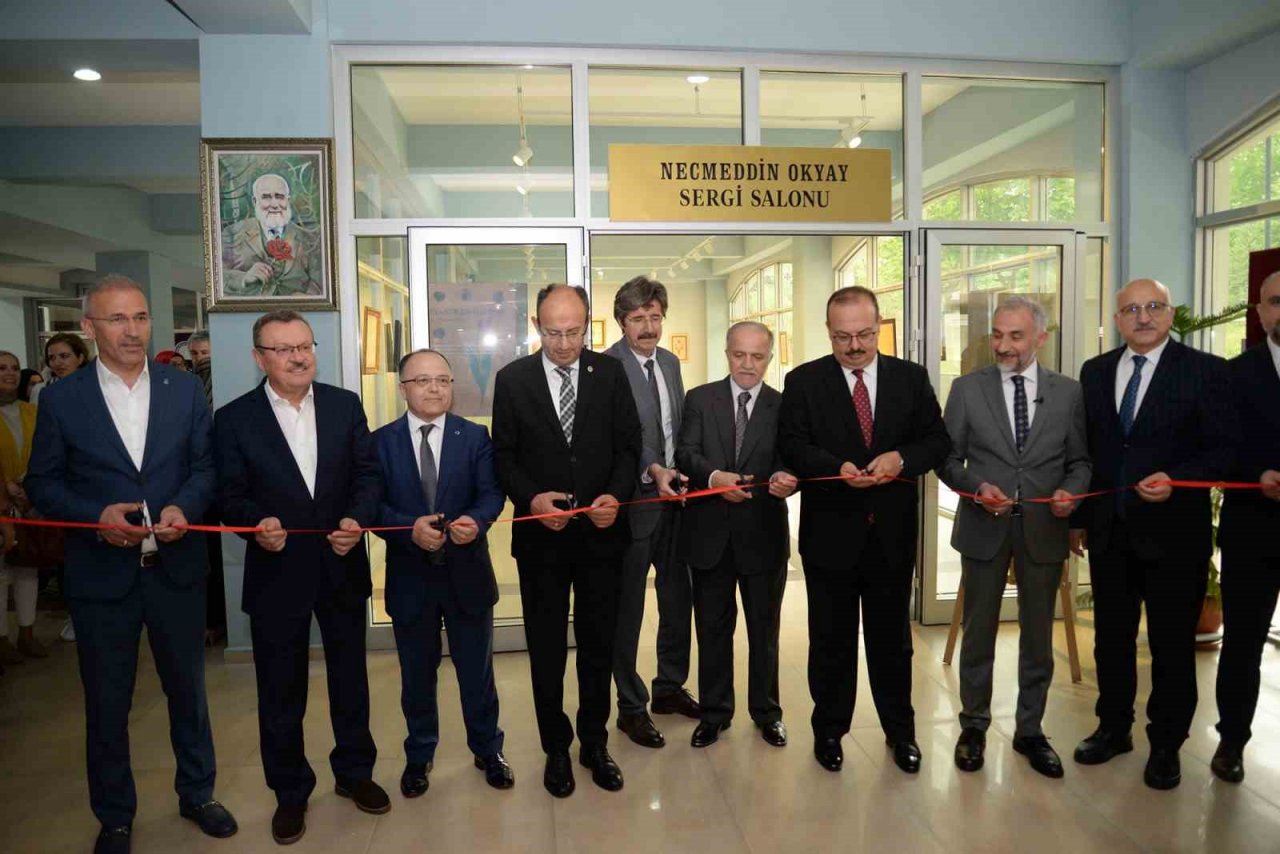 Yazma eserler kütüphanesi ve sergi salonu hizmete açıldı