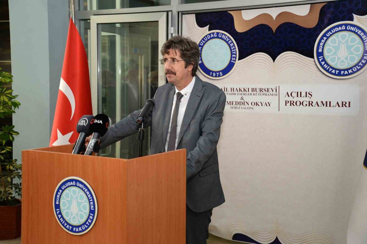 Yazma eserler kütüphanesi ve sergi salonu hizmete açıldı