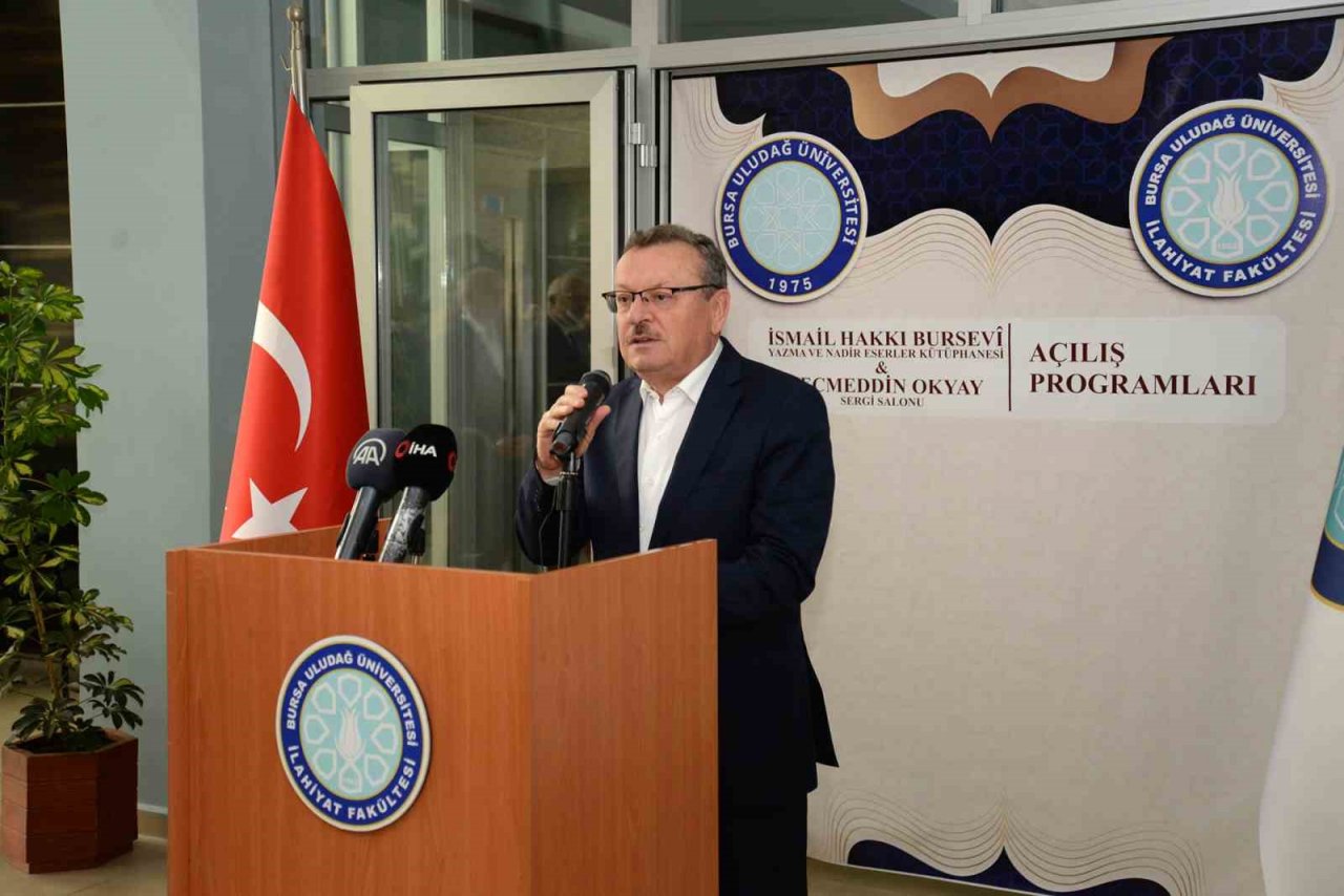 Yazma eserler kütüphanesi ve sergi salonu hizmete açıldı