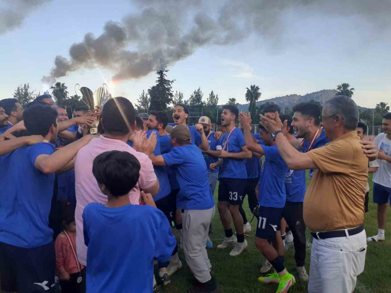 Kemer 2020 Futbol Kulübü namağlup şampiyon oldu