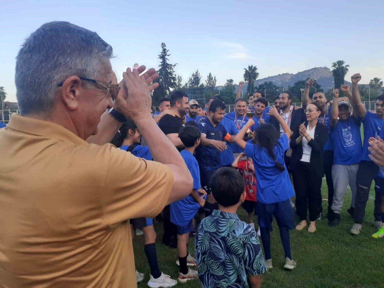 Kemer 2020 Futbol Kulübü namağlup şampiyon oldu