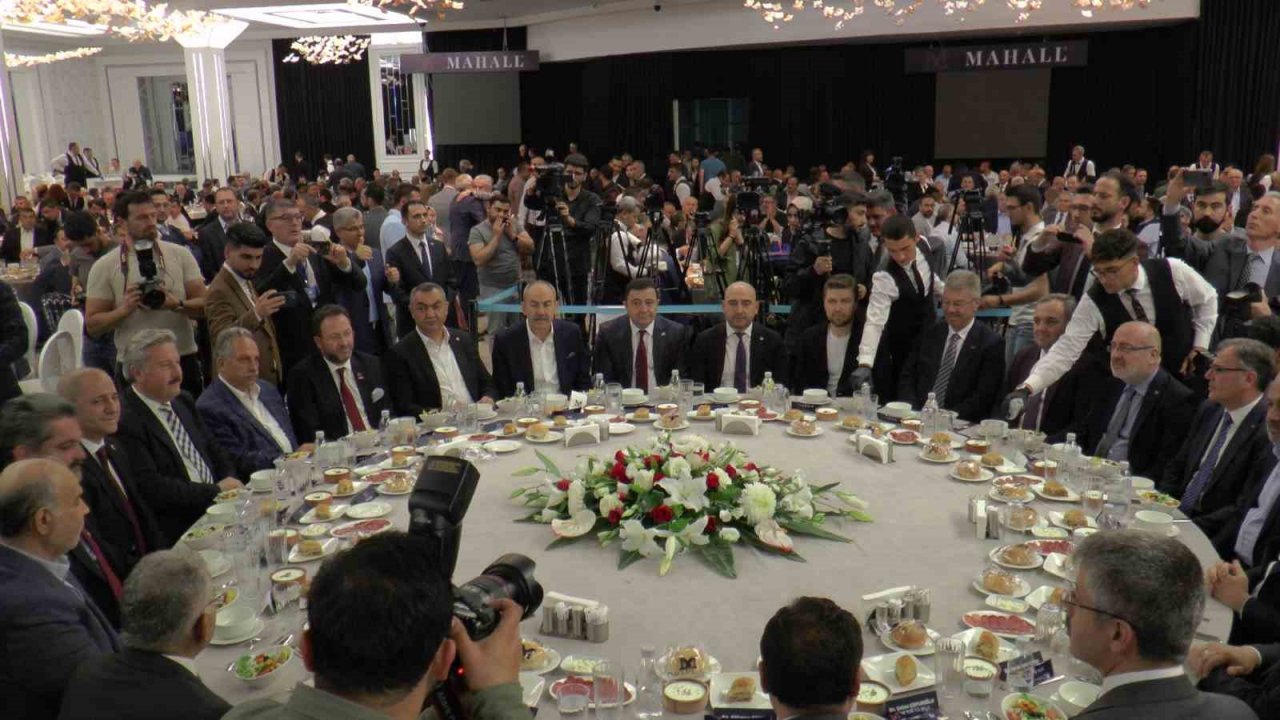 Bakan Özhaseki: “Geliştirilen formüller ile deprem bölgesindeki konut teslimleri hızlanacak”