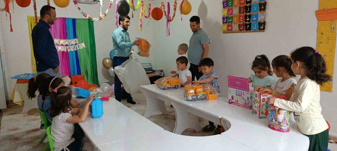 Dicle’de Kur’an-ı Kerim kursu öğrencileri karnelerini aldı