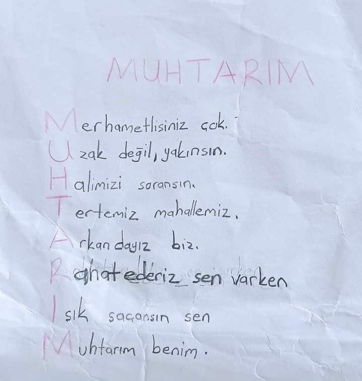 Nezaket kulübü Muhtar Nezahet Nazik’i ziyaret edip şiirlerini hediye etti