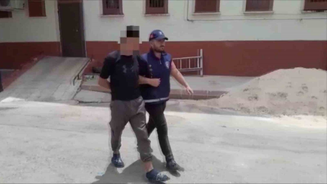 Telefonu çalan motorlu hırsız kameralara yakalandı