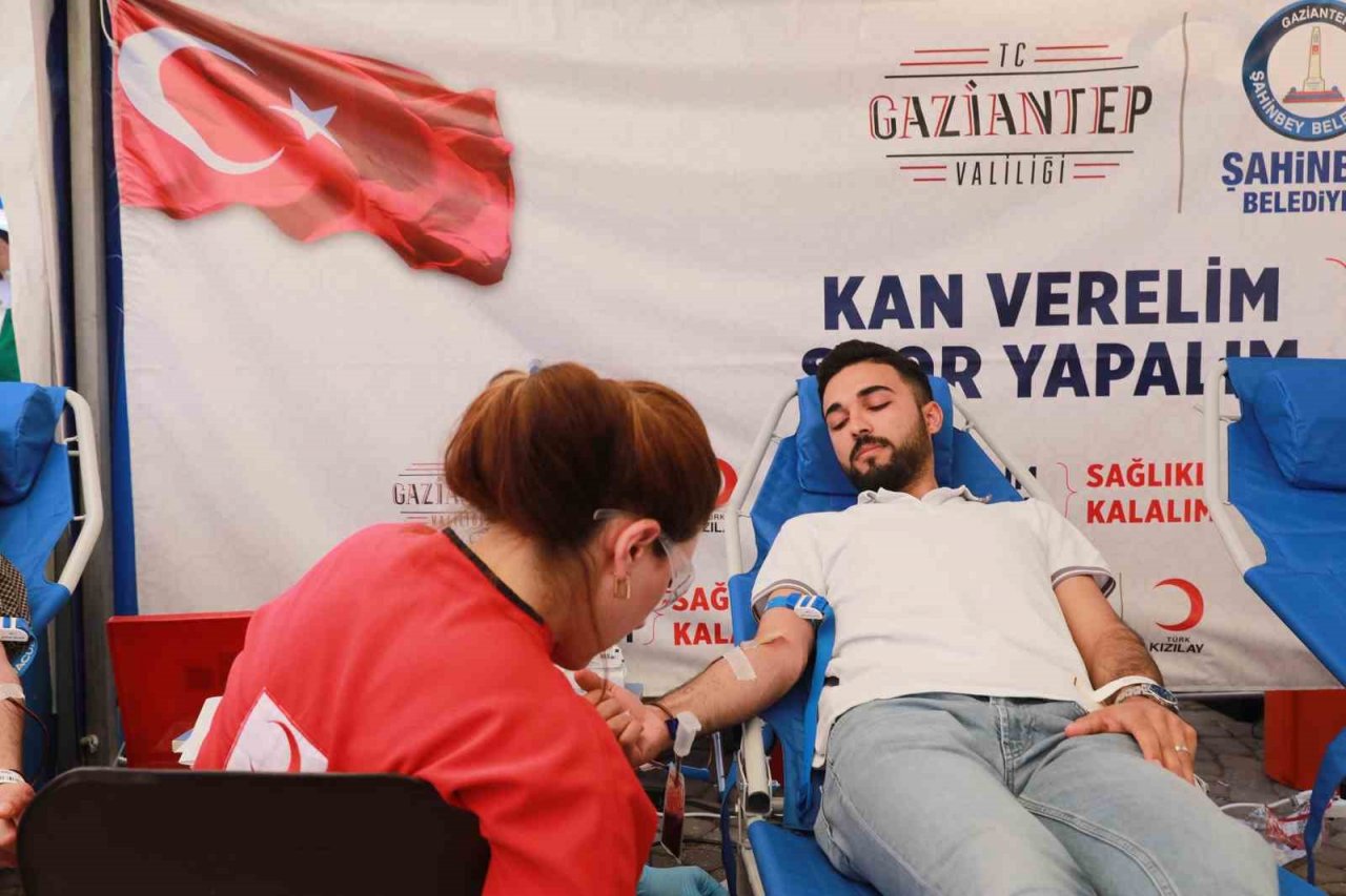Gaziantep’te Kızılay’a bir günde 5 bin 989 ünite kan bağışı yapıldı
