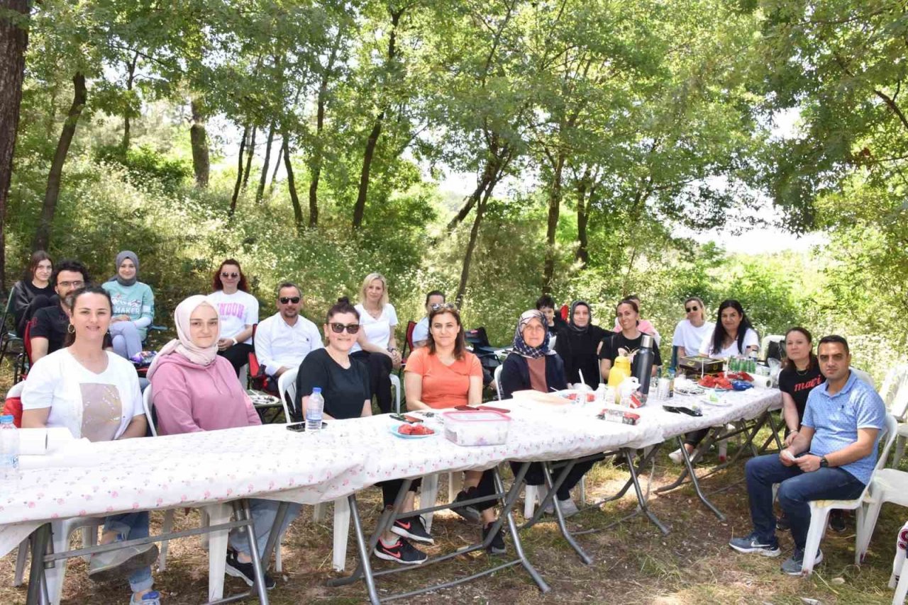 Geleneksel Cumhuriyet İlkokulu pikniği düzenlendi